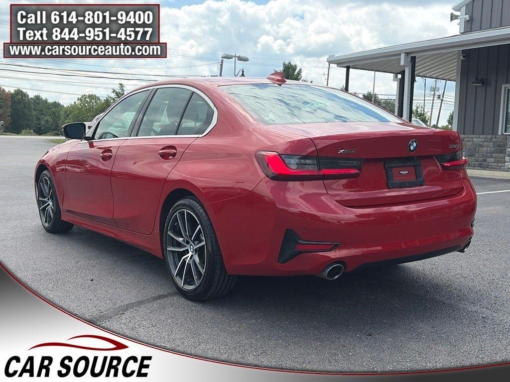 BMW 3 Series  2022