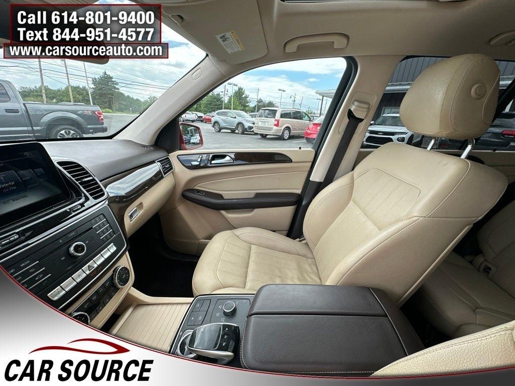 Mercedes-Benz GLE  2016