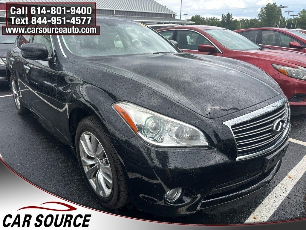 Infiniti M37  2012