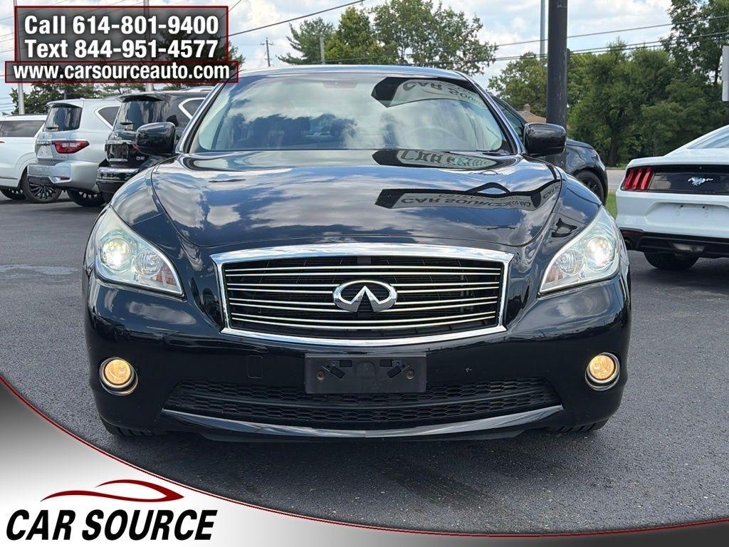 Infiniti M37  2012