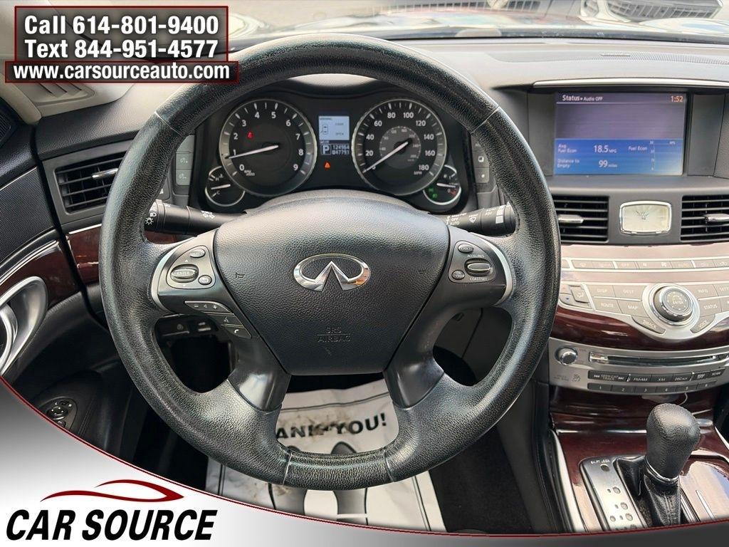 Infiniti M37  2012