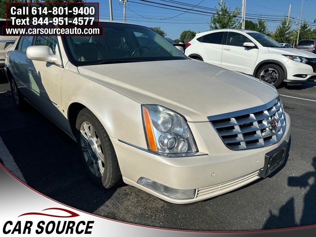 2008 Cadillac DTS Base