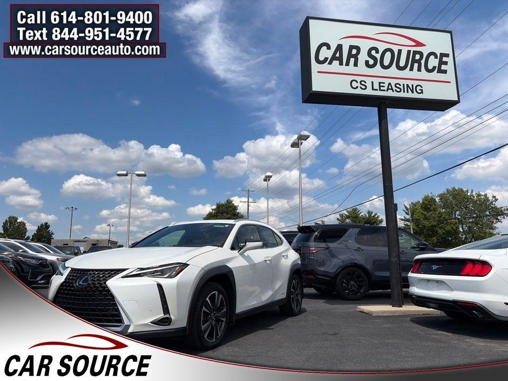 Lexus UX  2021