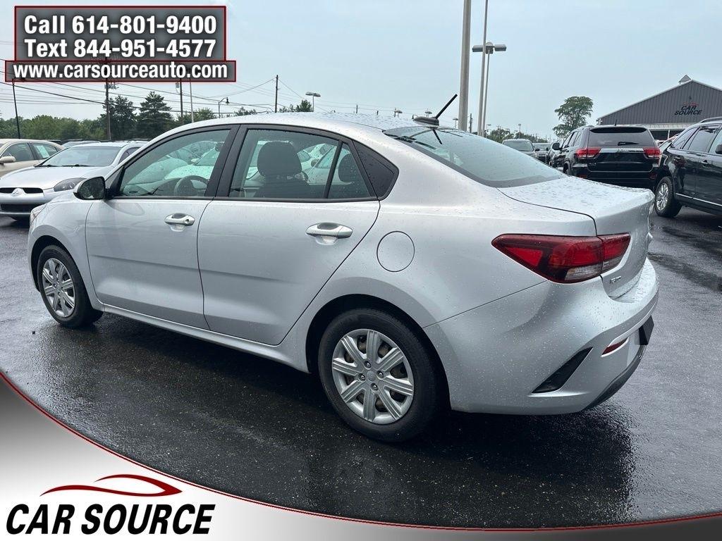 Kia Rio  2022