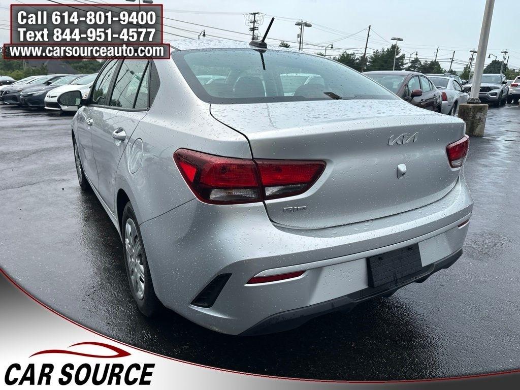 Kia Rio  2022