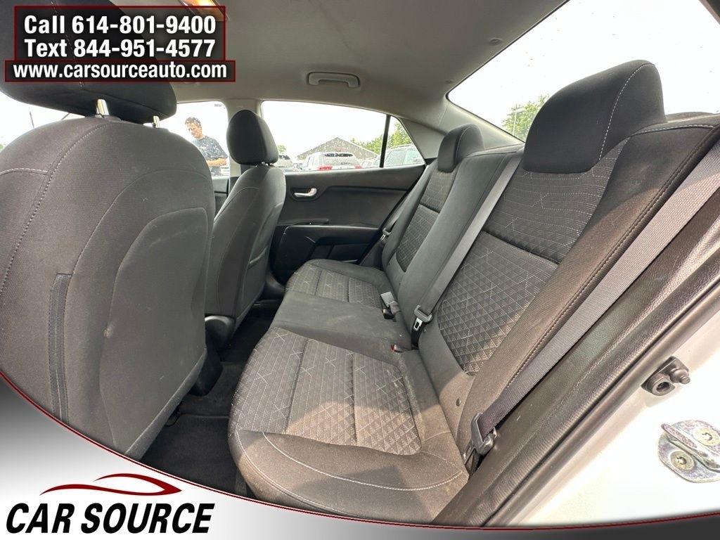 Kia Rio  2022