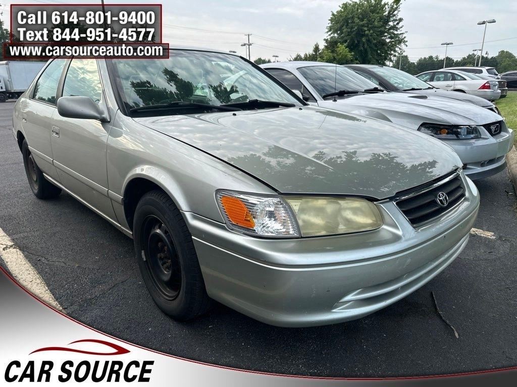 Toyota Camry  2001