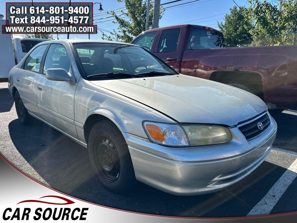 Toyota Camry  2001