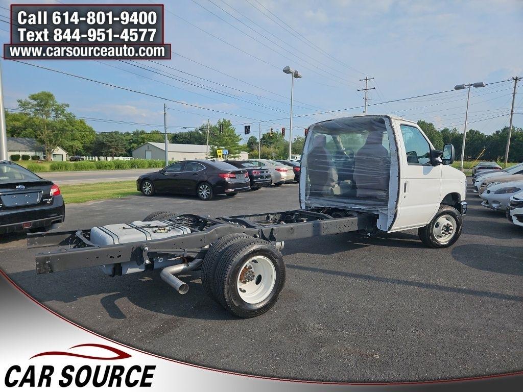 Ford E-Series Cutaway  2024