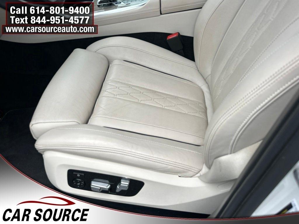 BMW X7  2022