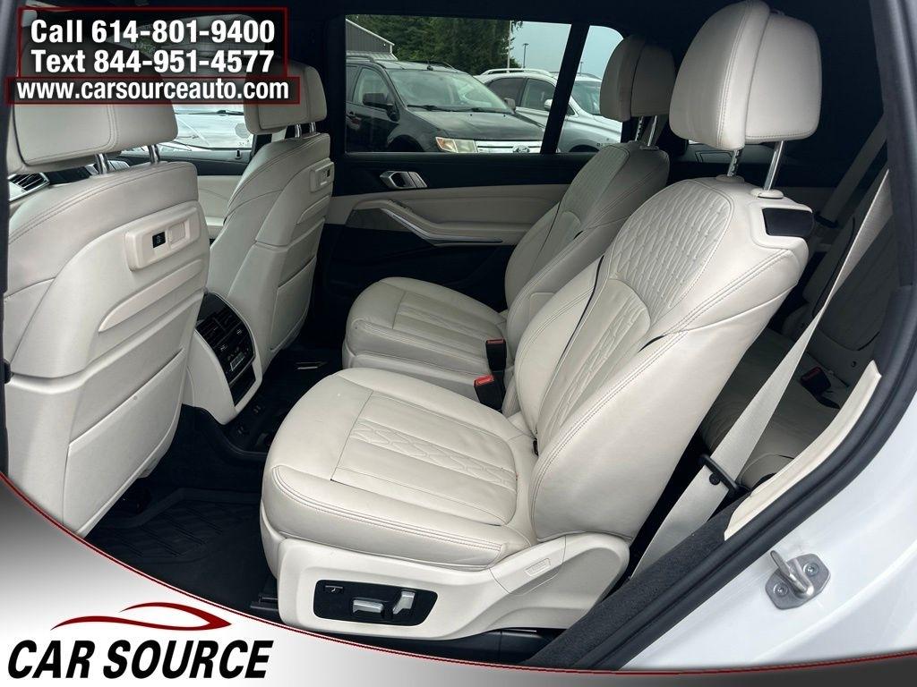 BMW X7  2022