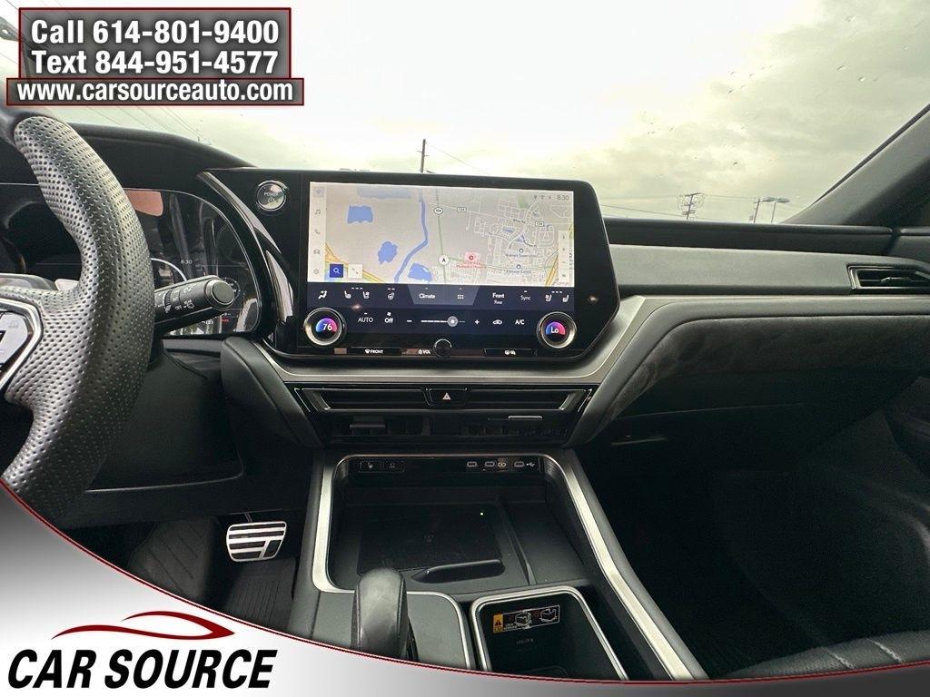 Lexus TX  2024