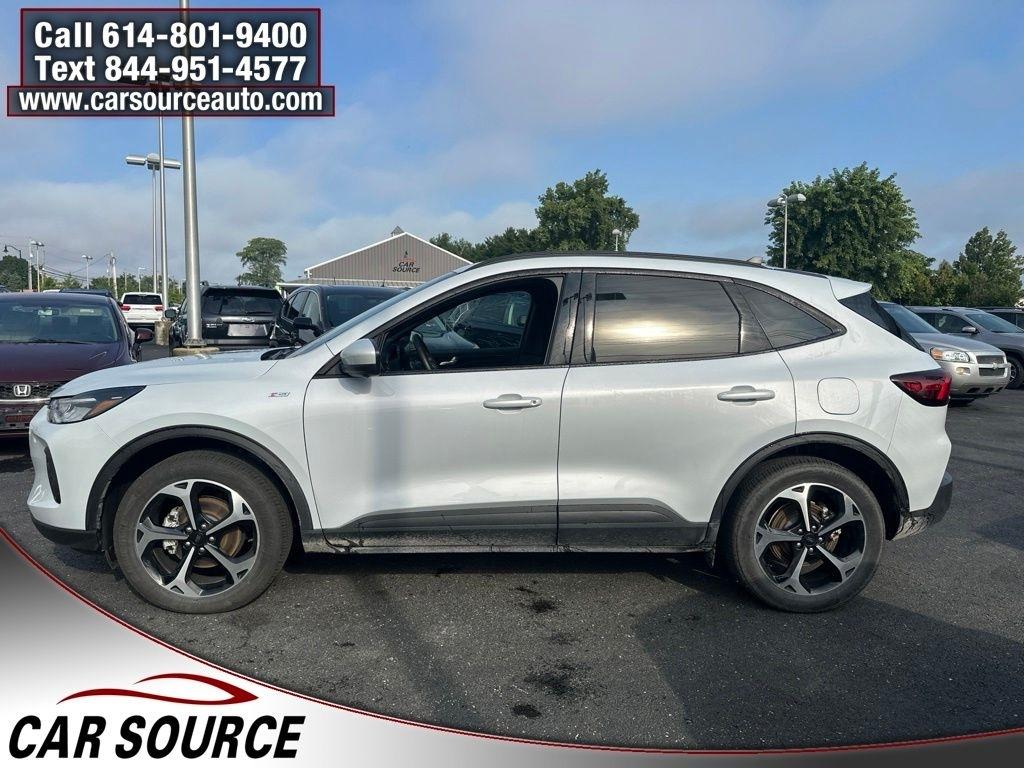 Ford Escape  2025