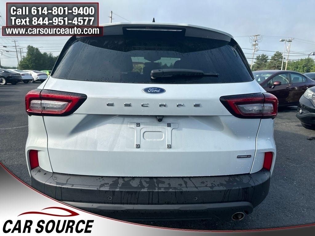 Ford Escape  2025