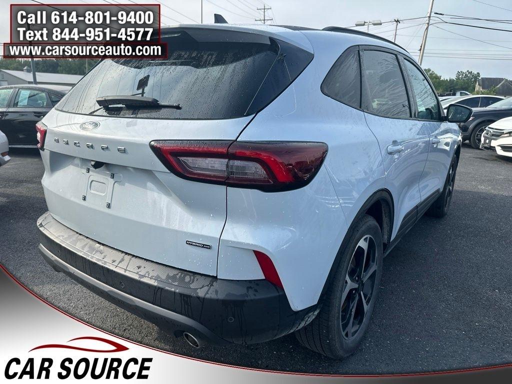 Ford Escape  2025