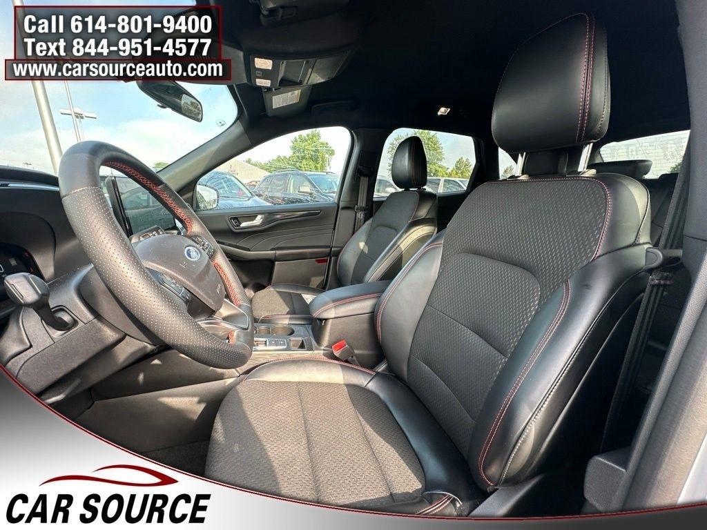Ford Escape  2025
