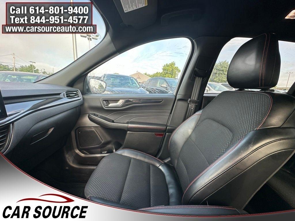 Ford Escape  2025