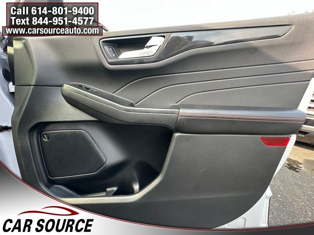 Ford Escape  2025