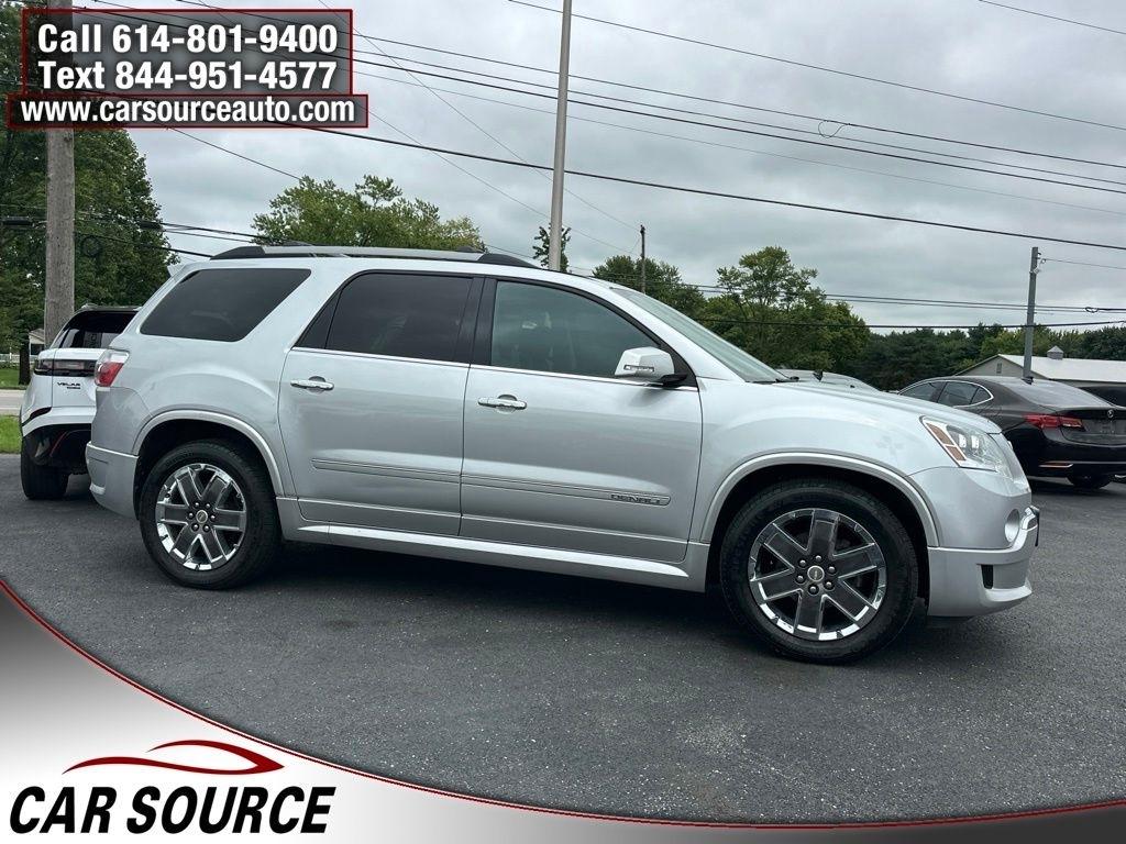 GMC Acadia  2011