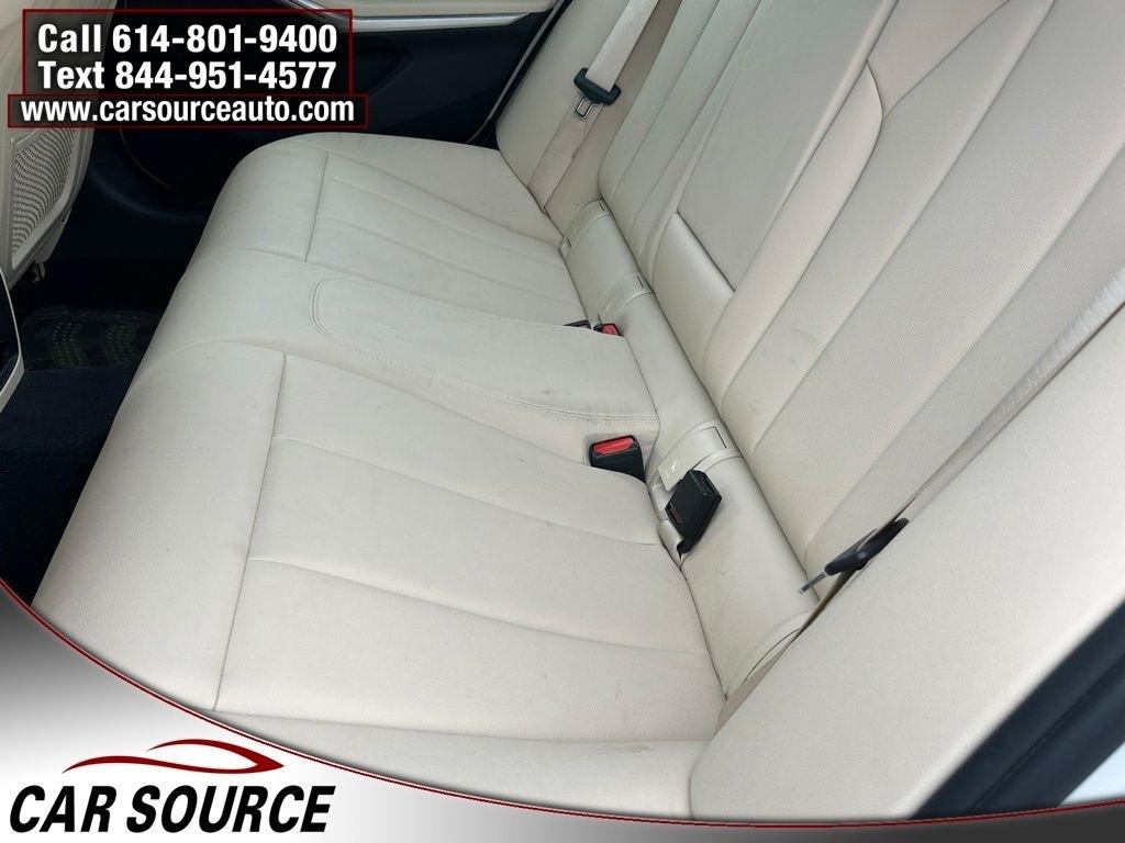 BMW 3 Series  2020