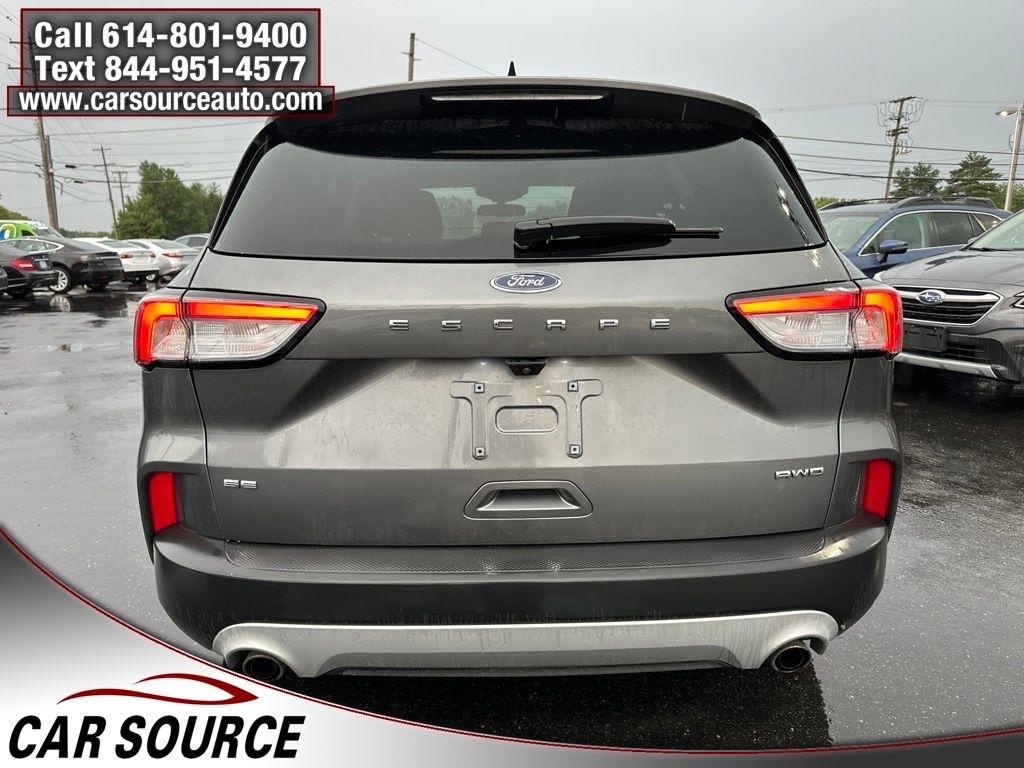 Ford Escape  2022