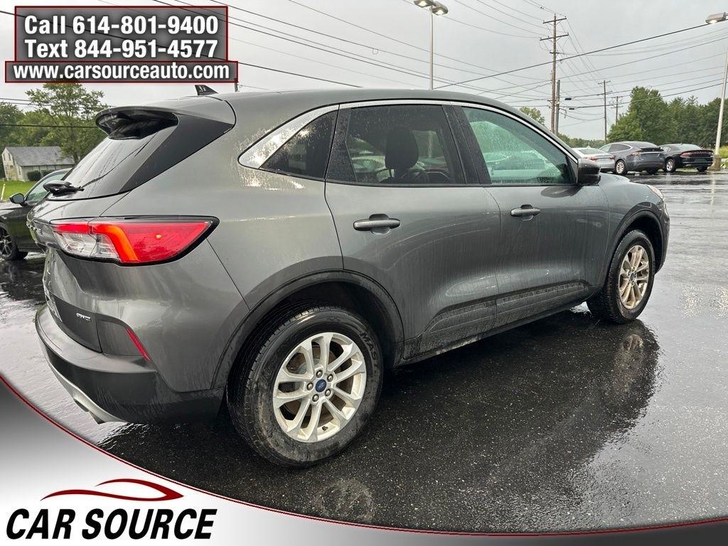 Ford Escape  2022