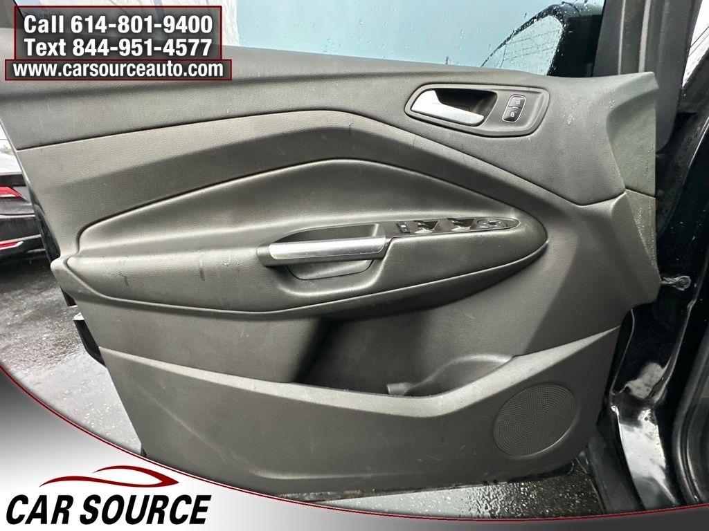 Ford Escape  2017