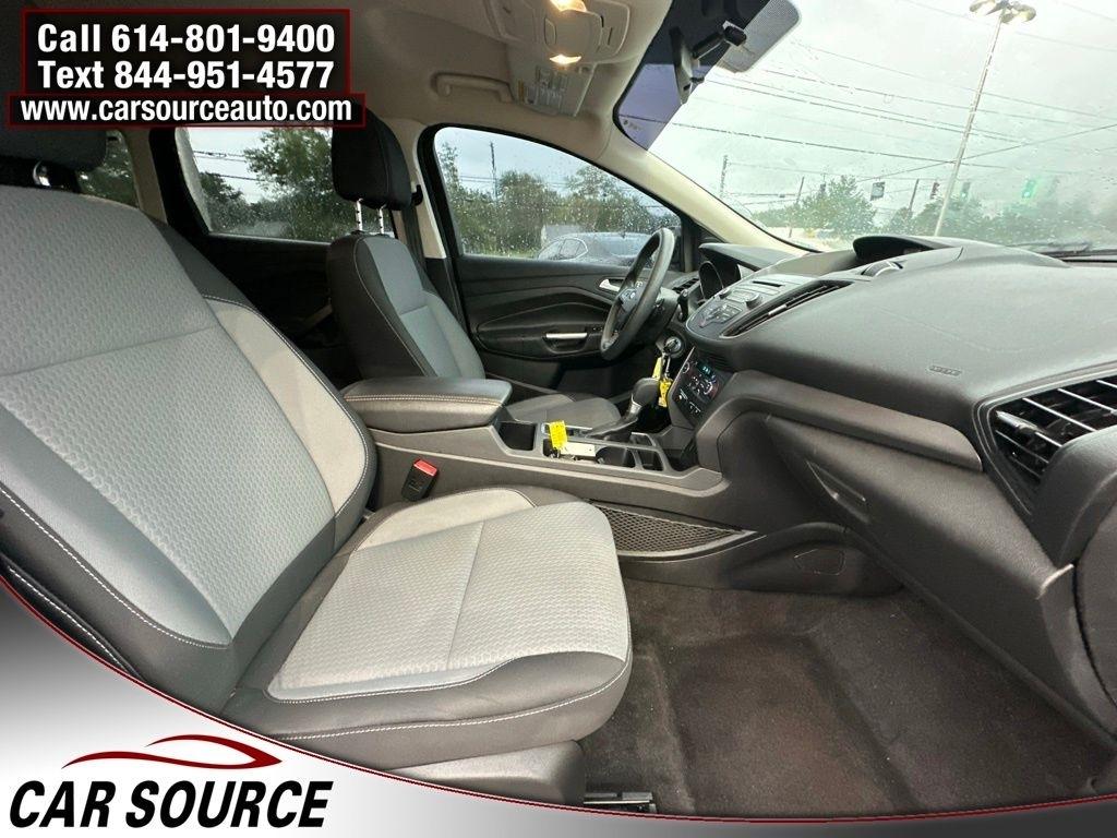 Ford Escape  2017