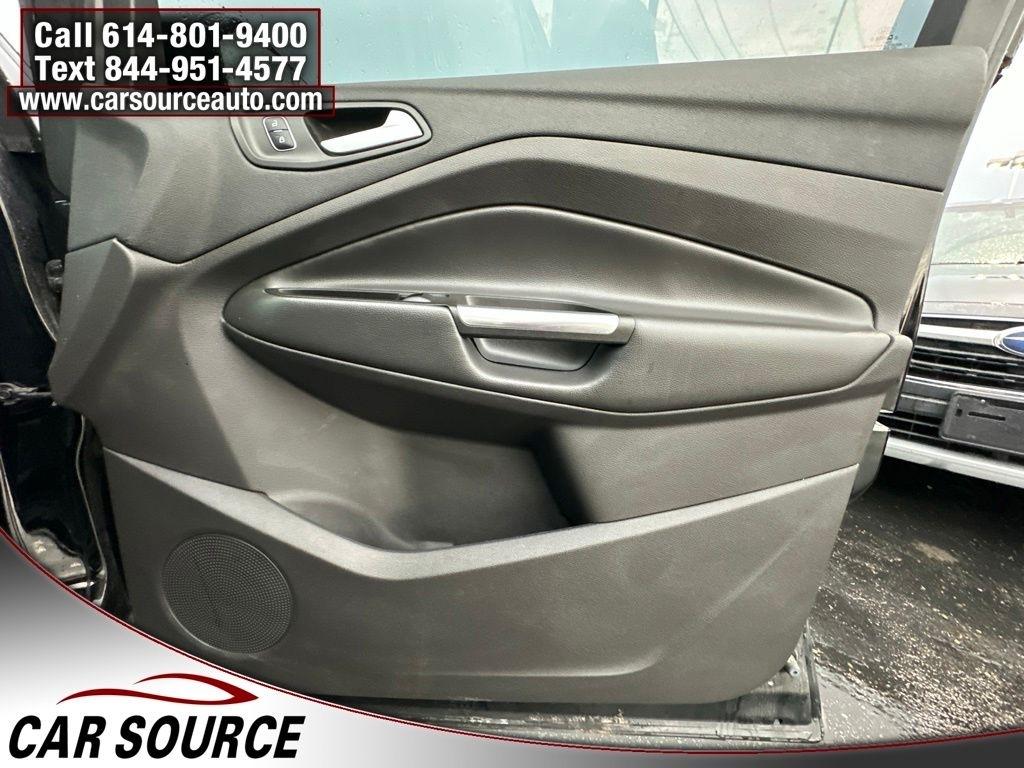 Ford Escape  2017