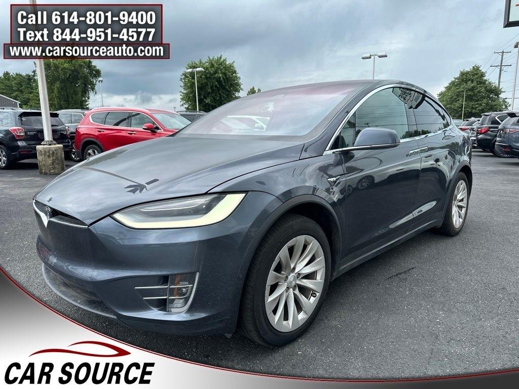 Tesla Model X  2020