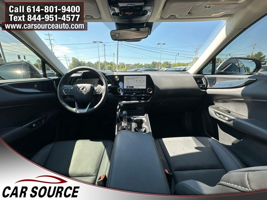 Lexus NX  2024