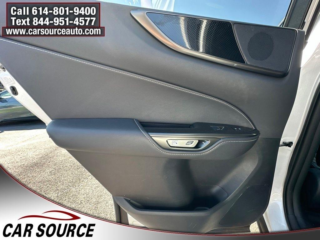 Lexus NX  2024