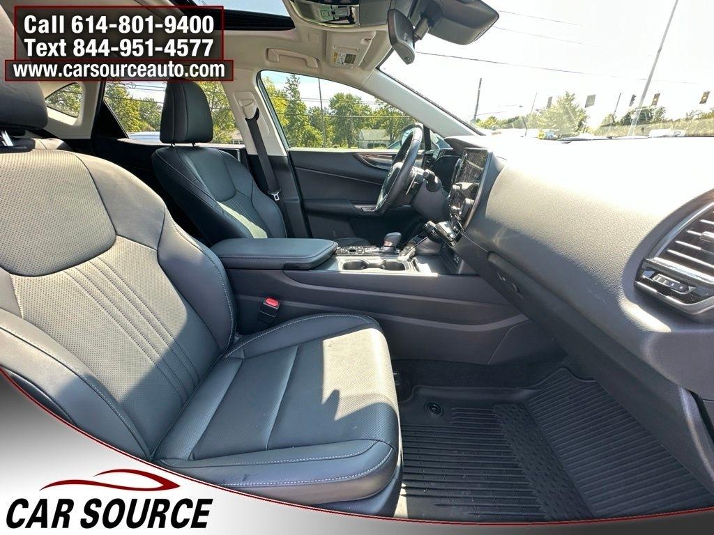 Lexus NX  2024