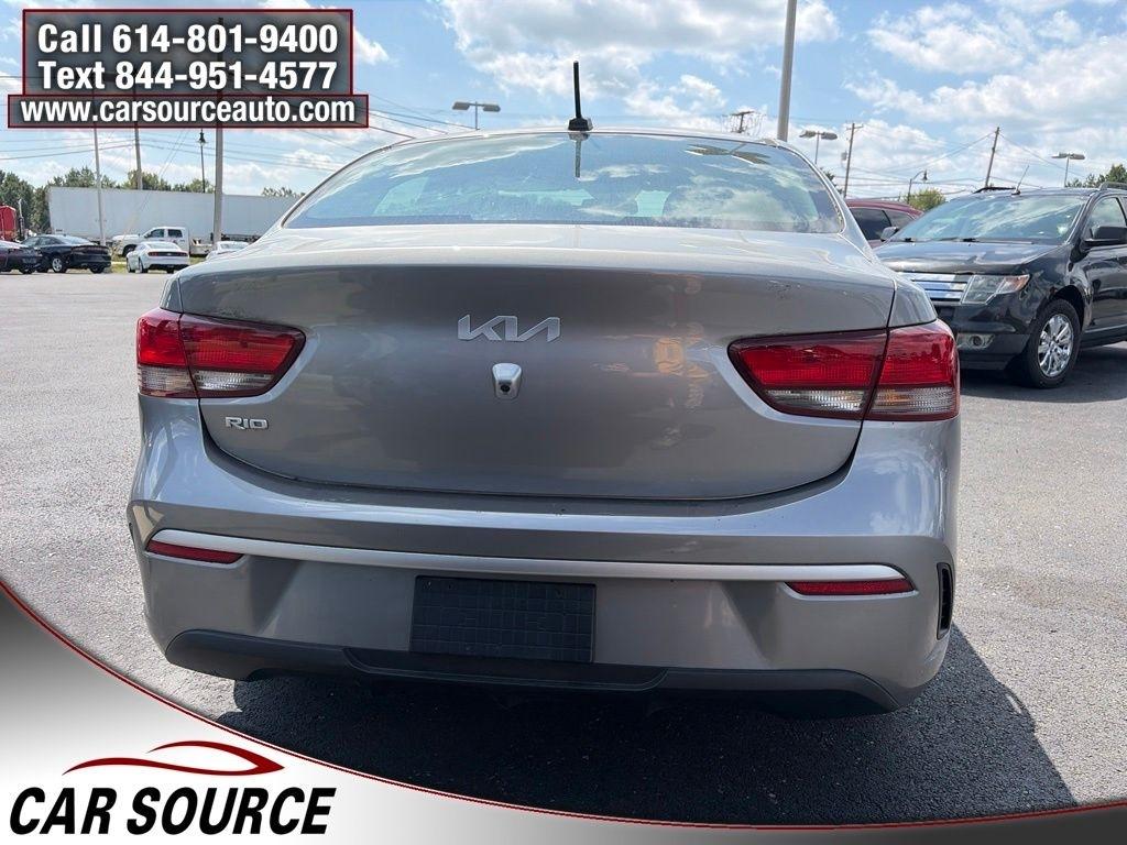 Kia Rio  2022