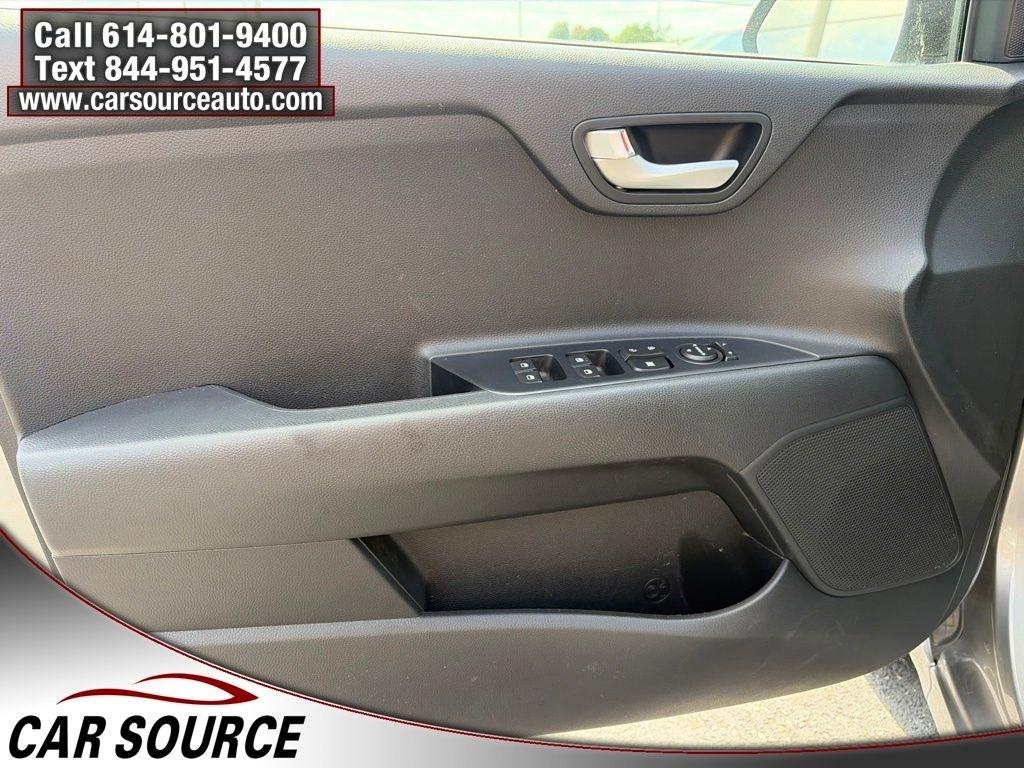 Kia Rio  2022