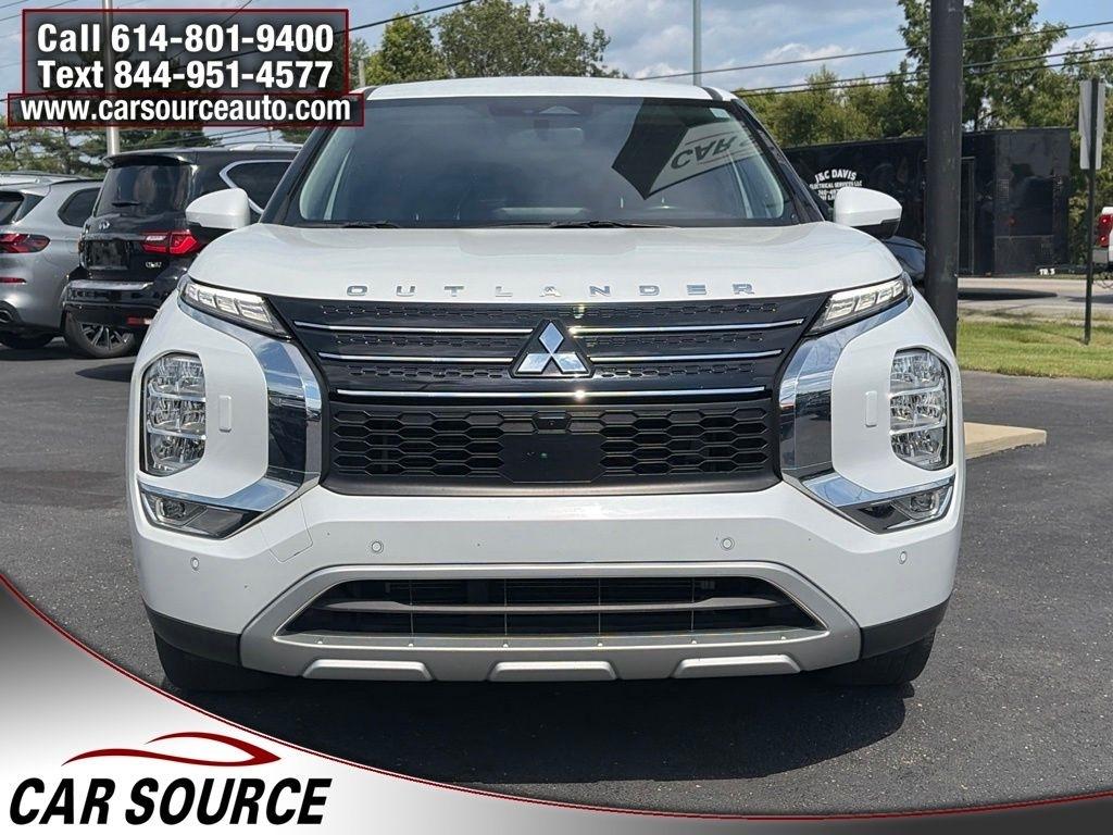 Mitsubishi Outlander  2024