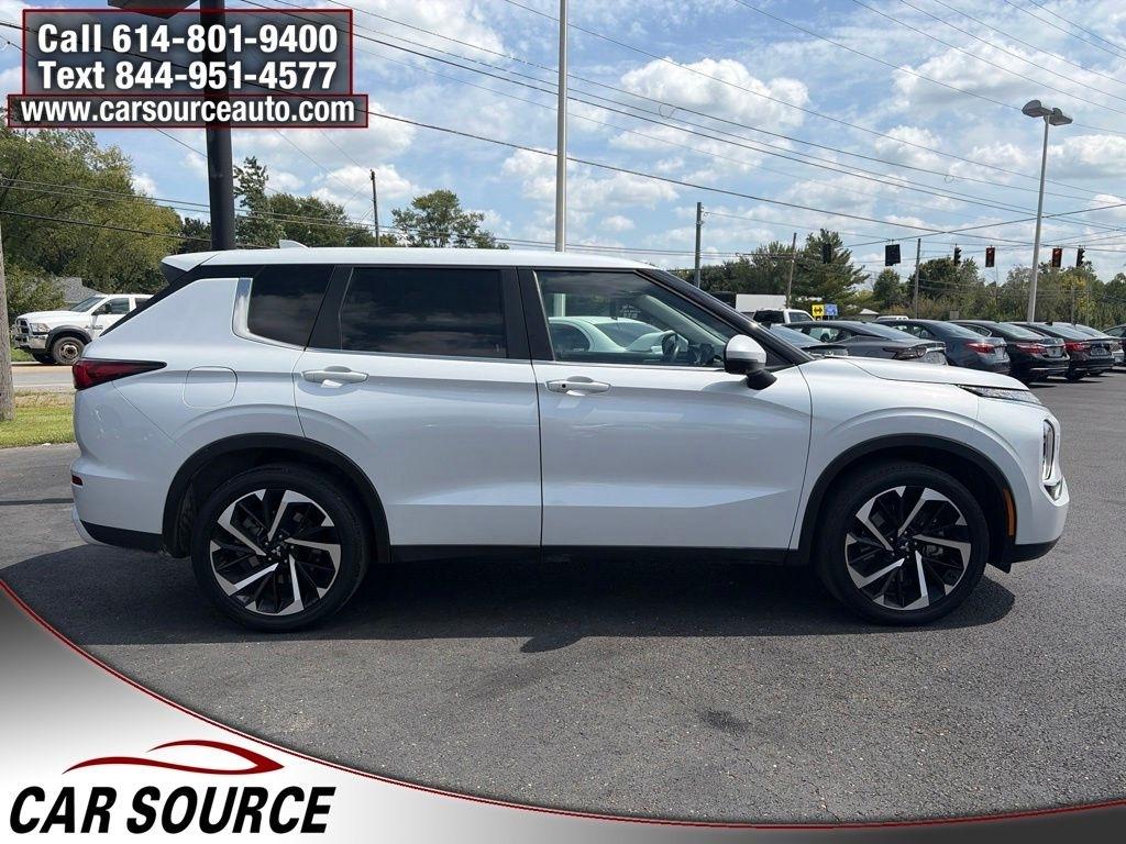 Mitsubishi Outlander  2024