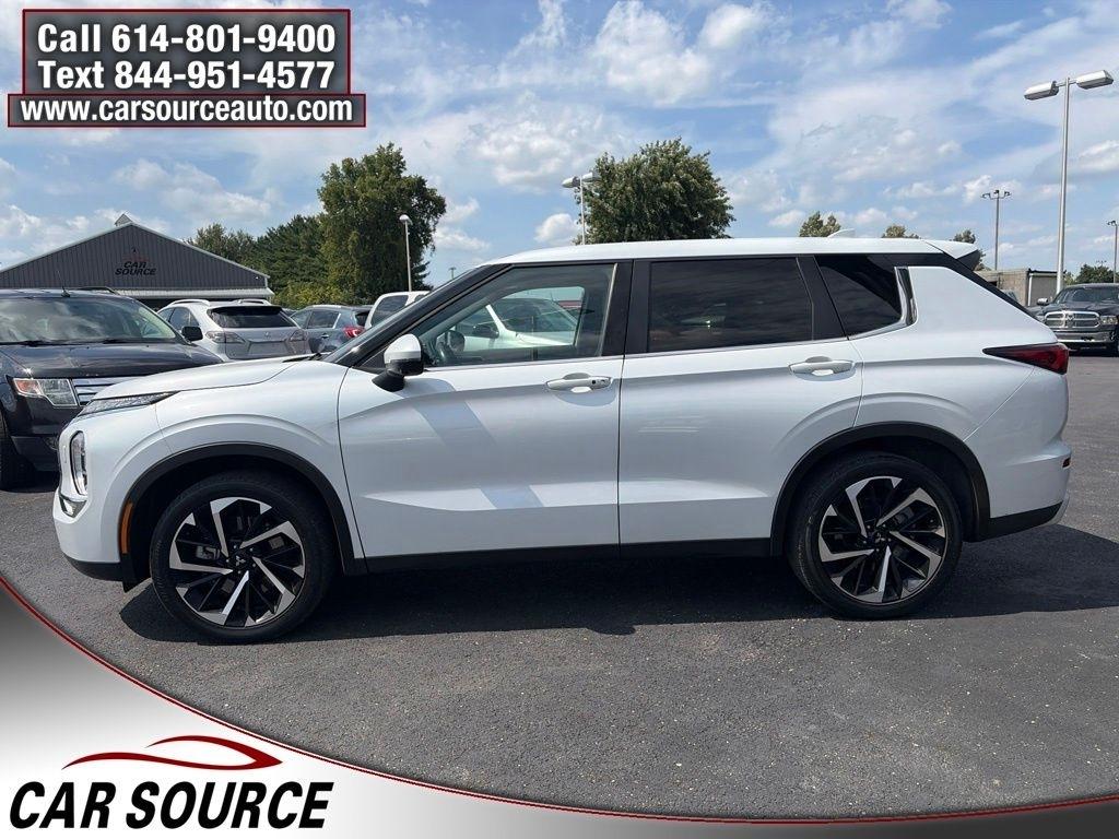 Mitsubishi Outlander  2024
