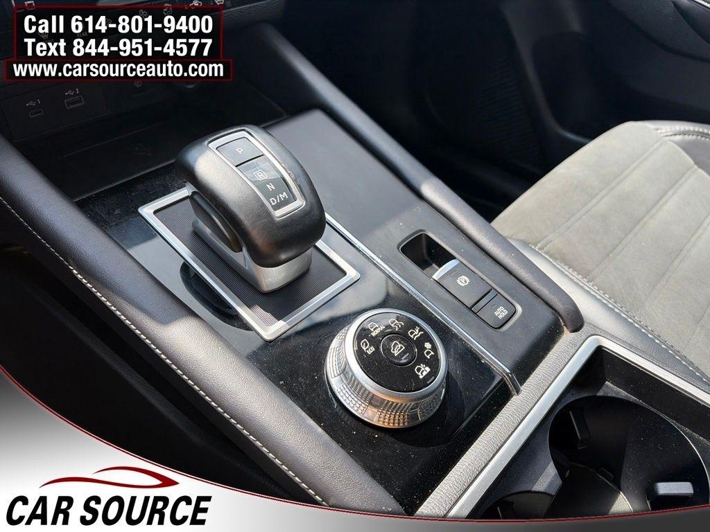 Mitsubishi Outlander  2024