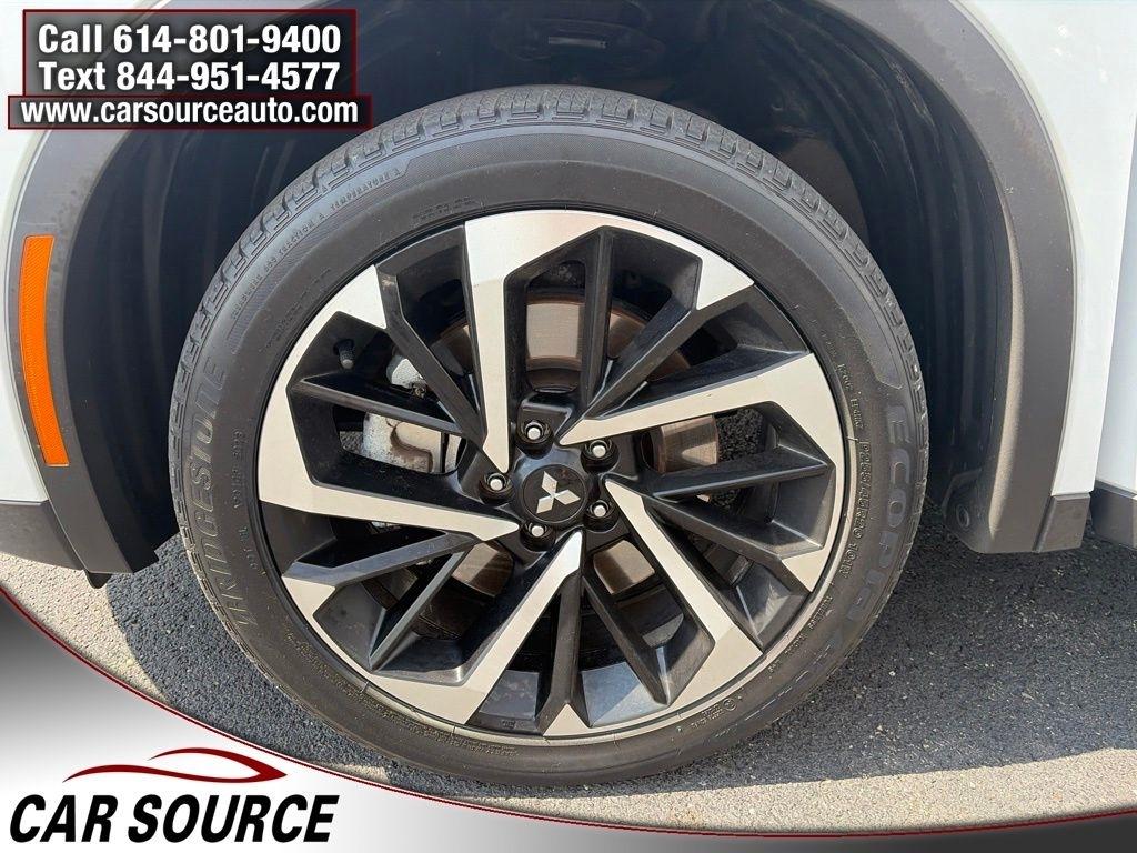 Mitsubishi Outlander  2024