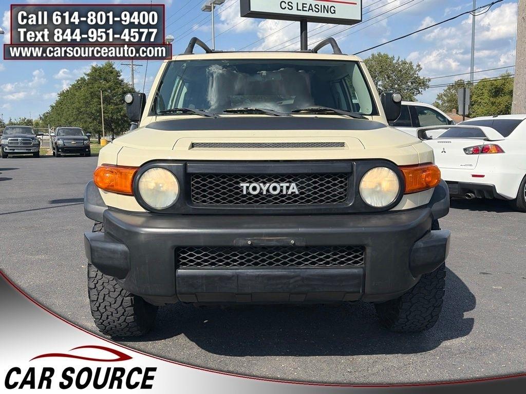 Toyota FJ Cruiser  2010