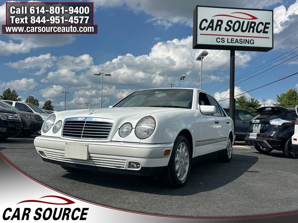 Mercedes-Benz E Class  1996