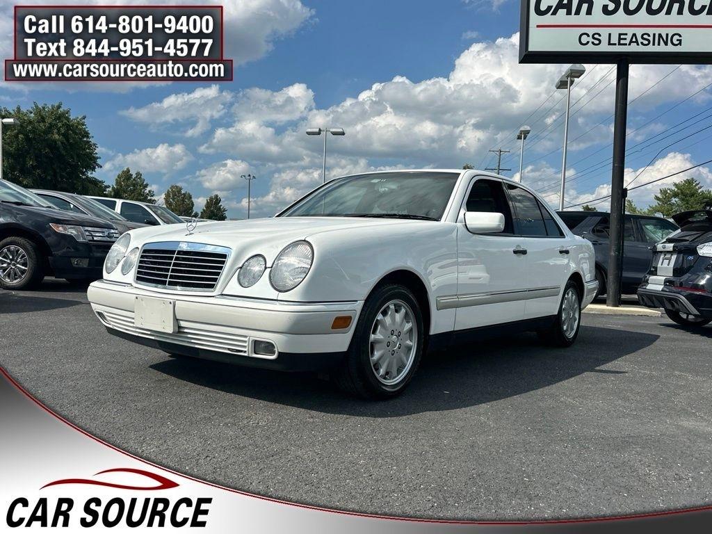 Mercedes-Benz E Class  1996