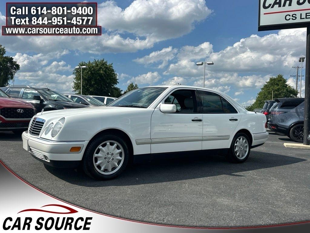 Mercedes-Benz E Class  1996