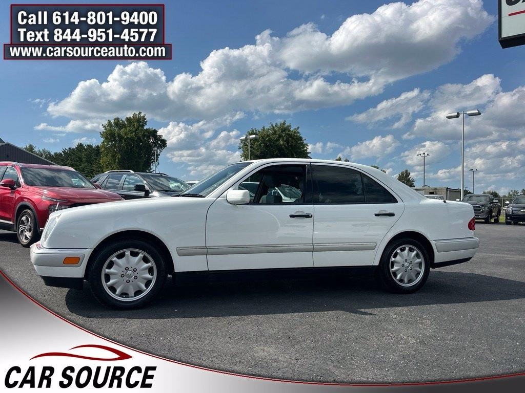 Mercedes-Benz E Class  1996