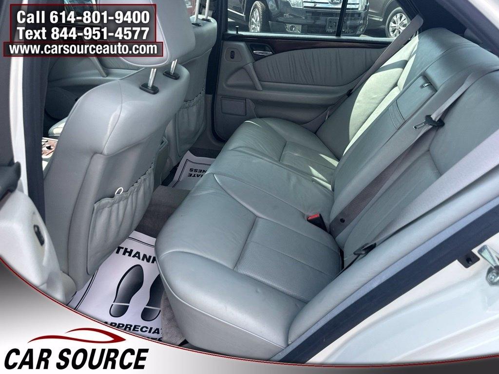 Mercedes-Benz E Class  1996
