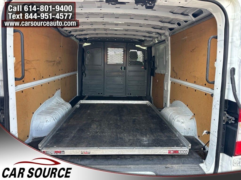 Nissan NV Cargo  2020