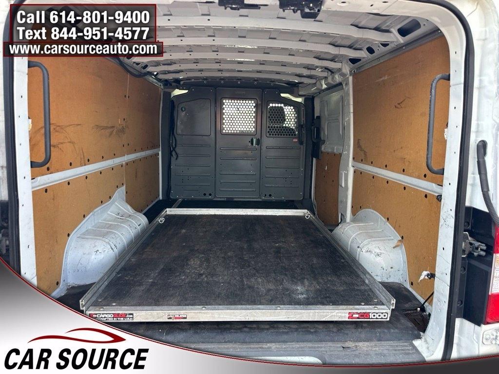 Nissan NV Cargo  2020