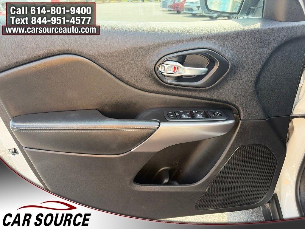 Jeep Cherokee  2019