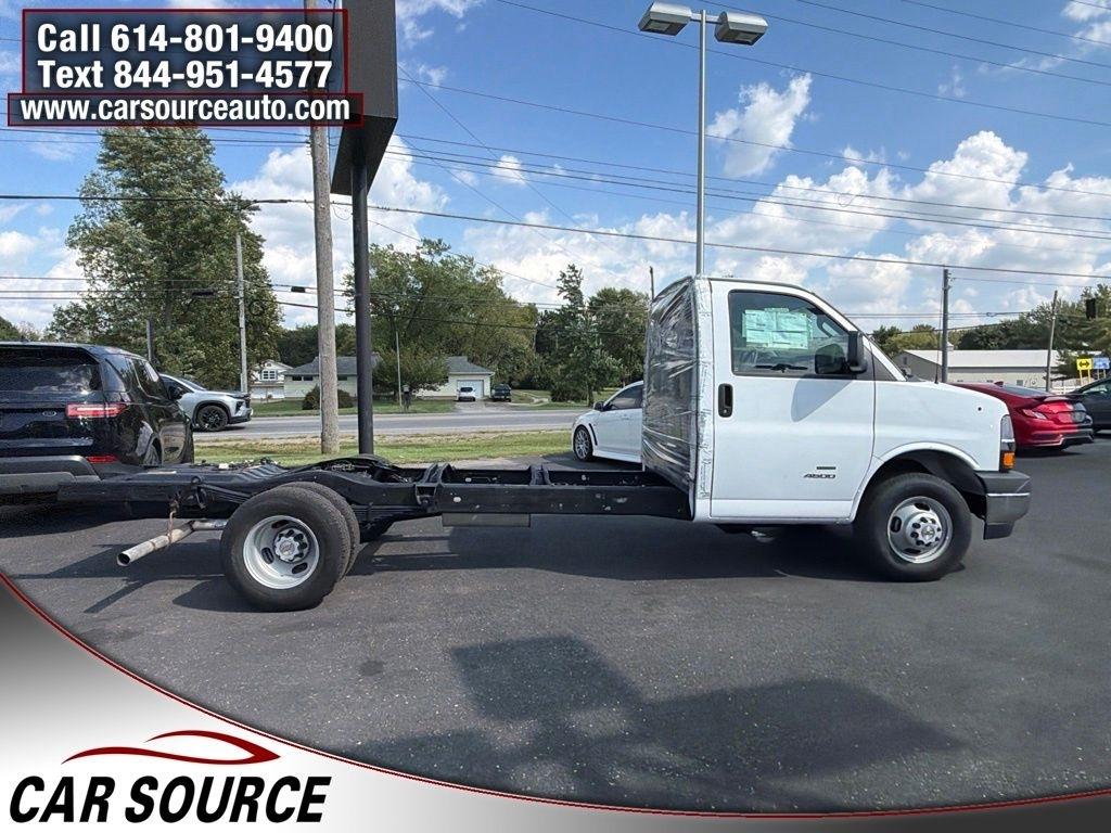 Chevrolet Express Commercial Cutaway  2023